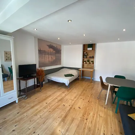 018 Chic & Cosy F1 41m2 Hypercentre Wifi Smart Tv Netflix Apartment Saint-Etienne (Loire)